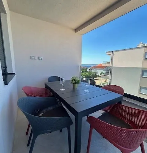 Lejana Apartman *
